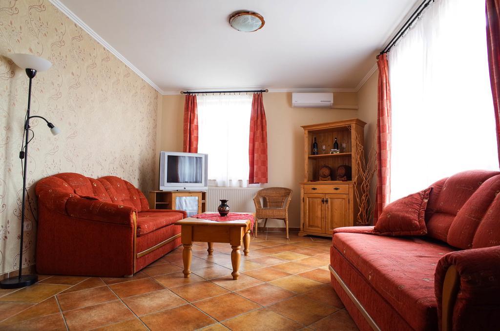 Gerendás Vendégház Egerszalók Quarto foto