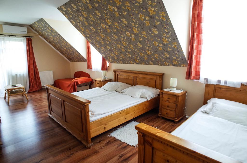 Gerendás Vendégház Egerszalók Quarto foto